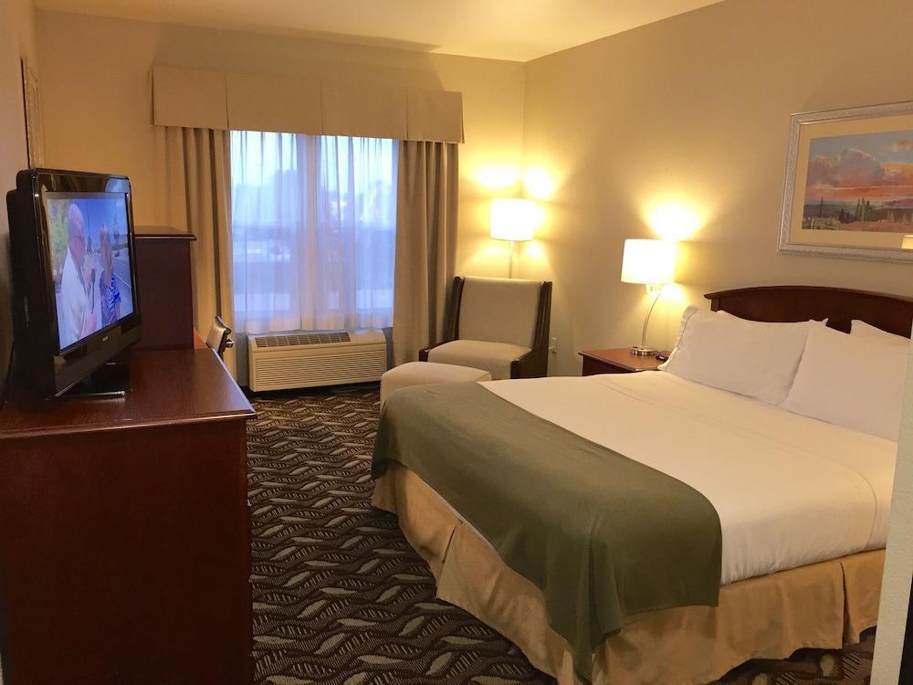 Holiday Inn Express- West Sacramento By Ihg Ngoại thất bức ảnh