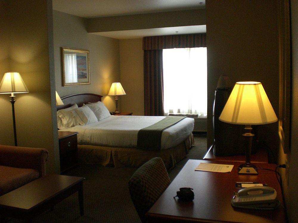 Holiday Inn Express- West Sacramento By Ihg Phòng bức ảnh